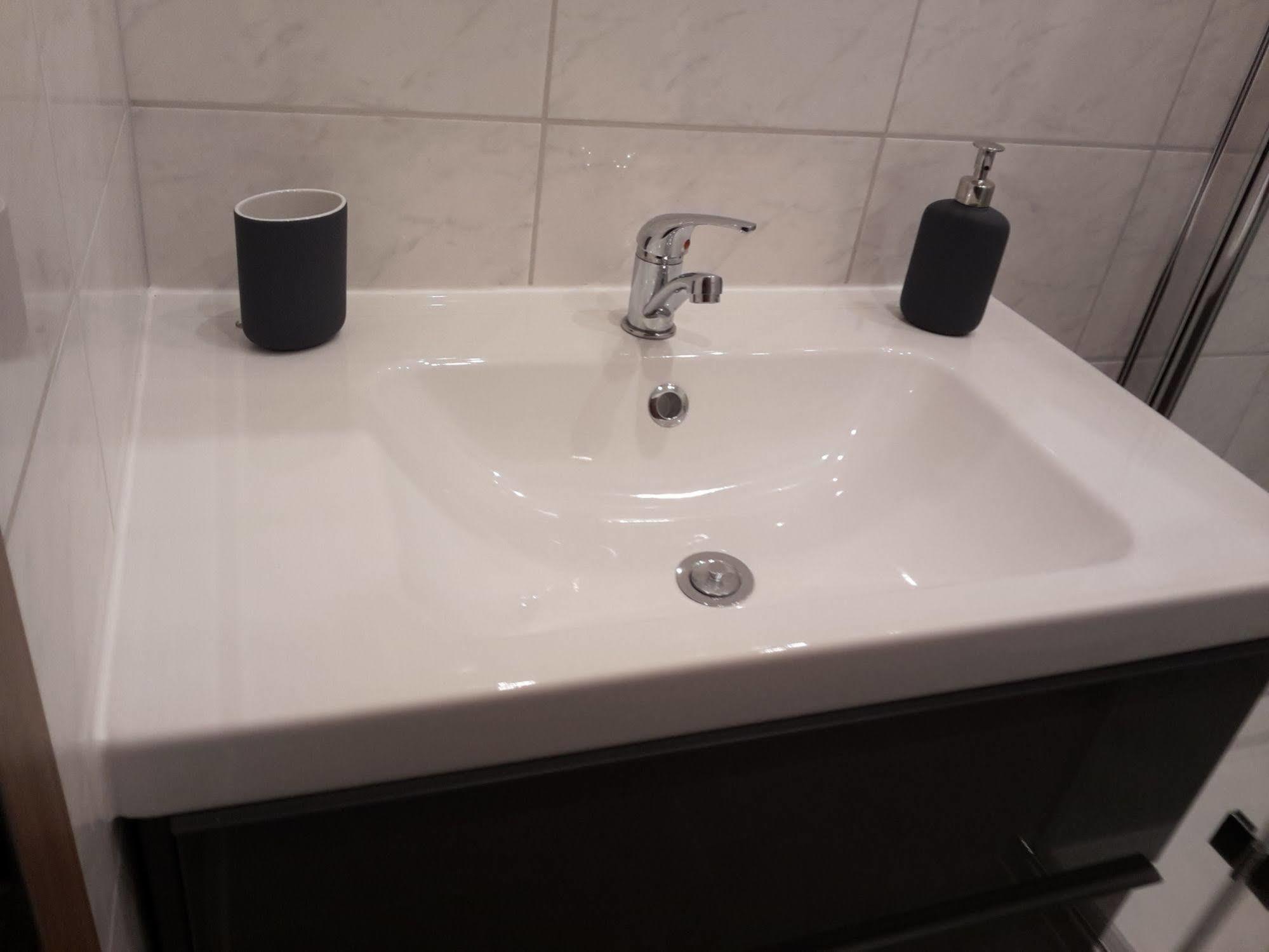 Hotel Zum Schwanen 莱门 外观 照片